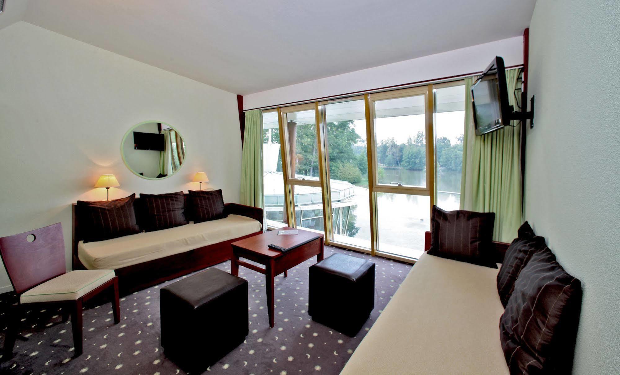 Logis Des Lacs D'Halco Hagetmau Exterior foto