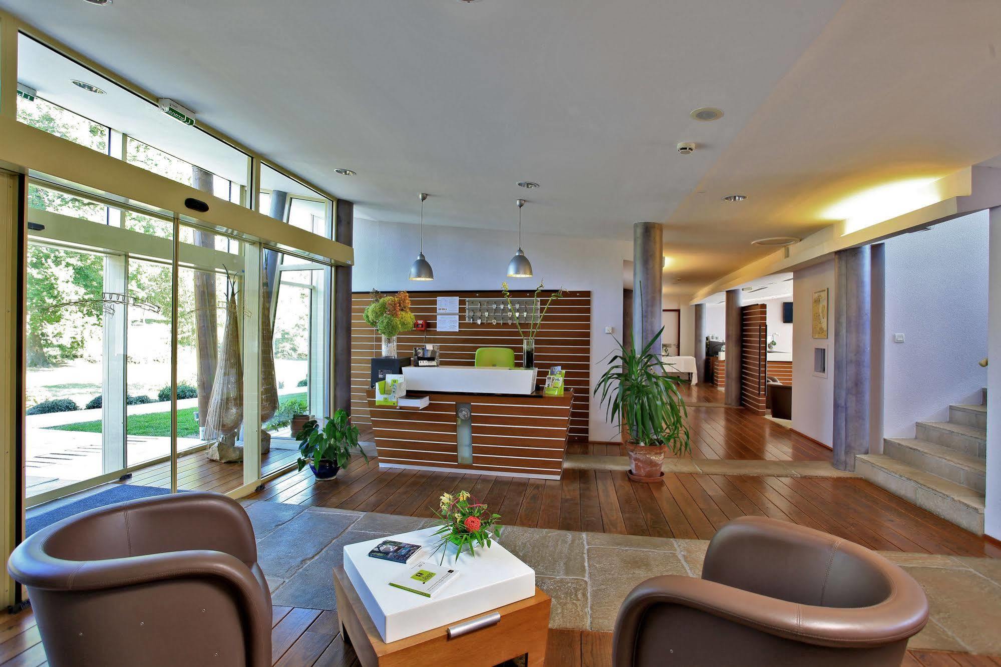 Logis Des Lacs D'Halco Hagetmau Exterior foto